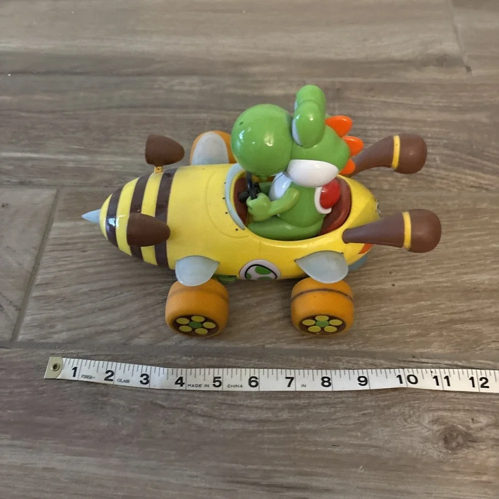 Carrera RC Mario Kart Yoshi Bumble V Remote Control Car Nintendo No Remote